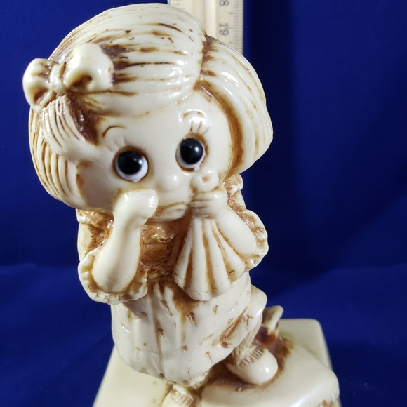 Trio of Vintage R&W Berries Co. Statues Silliscupts - Picture 9 of 15